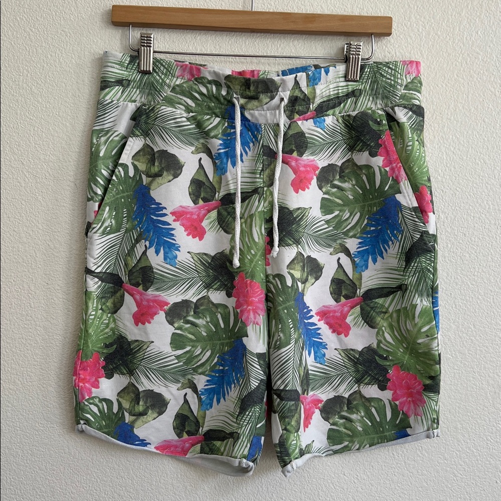 H&M DIVIDED Jersey Bermuda Sweat-Shorts Roll-Up Hem Pockets Multi Tropical S